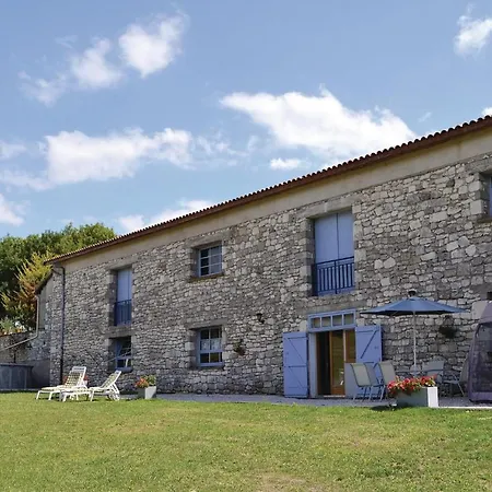 Pet Friendly In With Wifi בית נופש Belveze